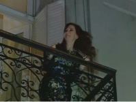 El balcón de la amada (sobre Cristina y la belleza del acontecimiento pueblo)